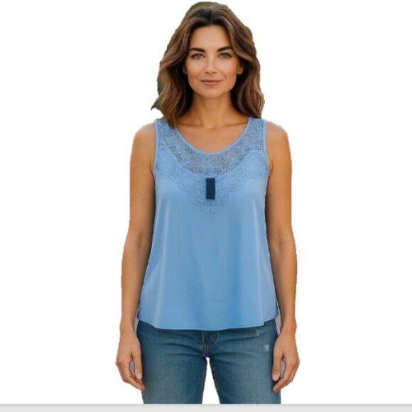 Zac & Rachel Women's Tank Top NEW Size Medium Floral Crochet Baby Blue Layers - Picture 1 of 12